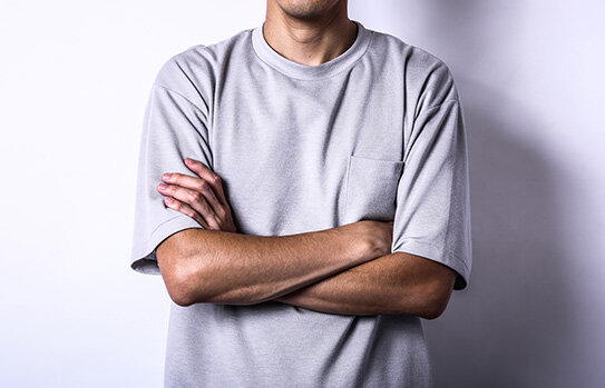 頑固で融通が利かない、柔軟性に欠ける