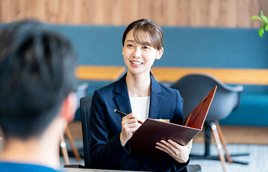 IT系に強い就職・転職エージェントを利用する