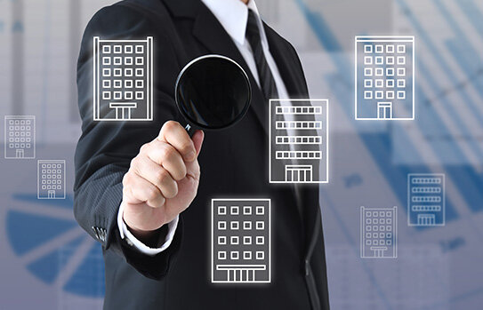 企業研究・業界研究を行う