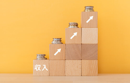 年齢別に見た工場勤務の平均年収は？