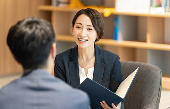 製造業に特化した就職・転職エージェントを利用する