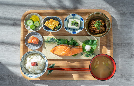 夜勤前の食事におすすめの定食メニュー例