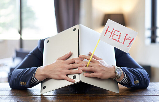 上司に相談する、転職を検討する