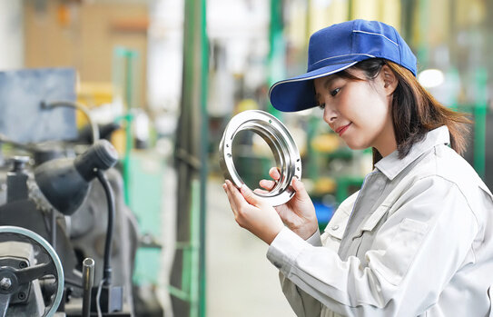 女性で工場勤務に向いている人