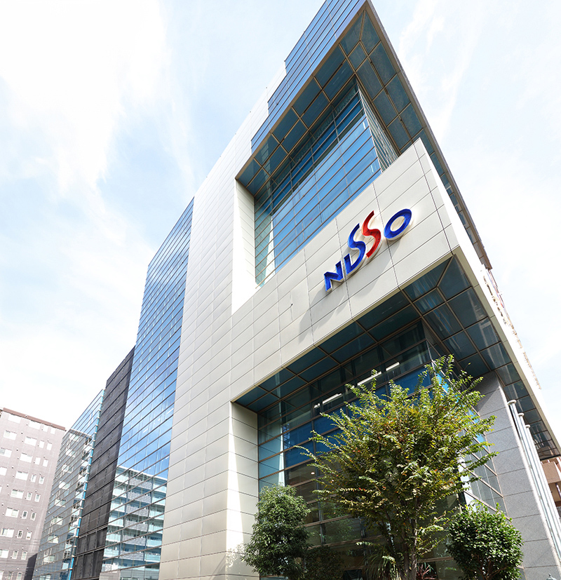 日総工産株式会社本社外観